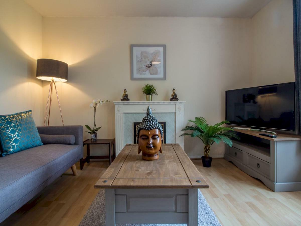 Bright & Tranquil Apartment Near City Centre With Free Parking! Edinburgh Exterior photo